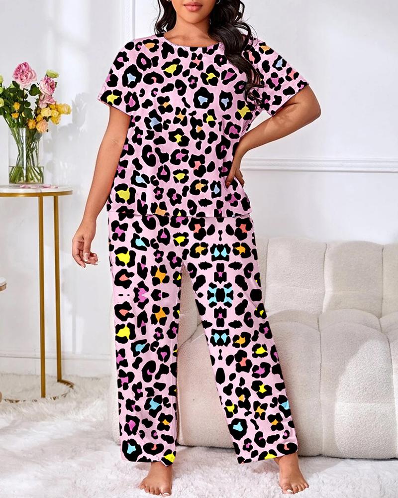 

Plus Size Leopard Print Round Neck Pajamas Set, Multicolor