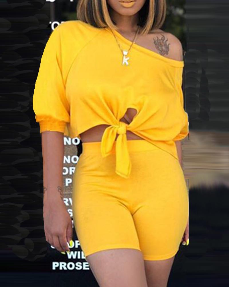 

Solid Knotted Detail Crop Top & Short Set, Yellow