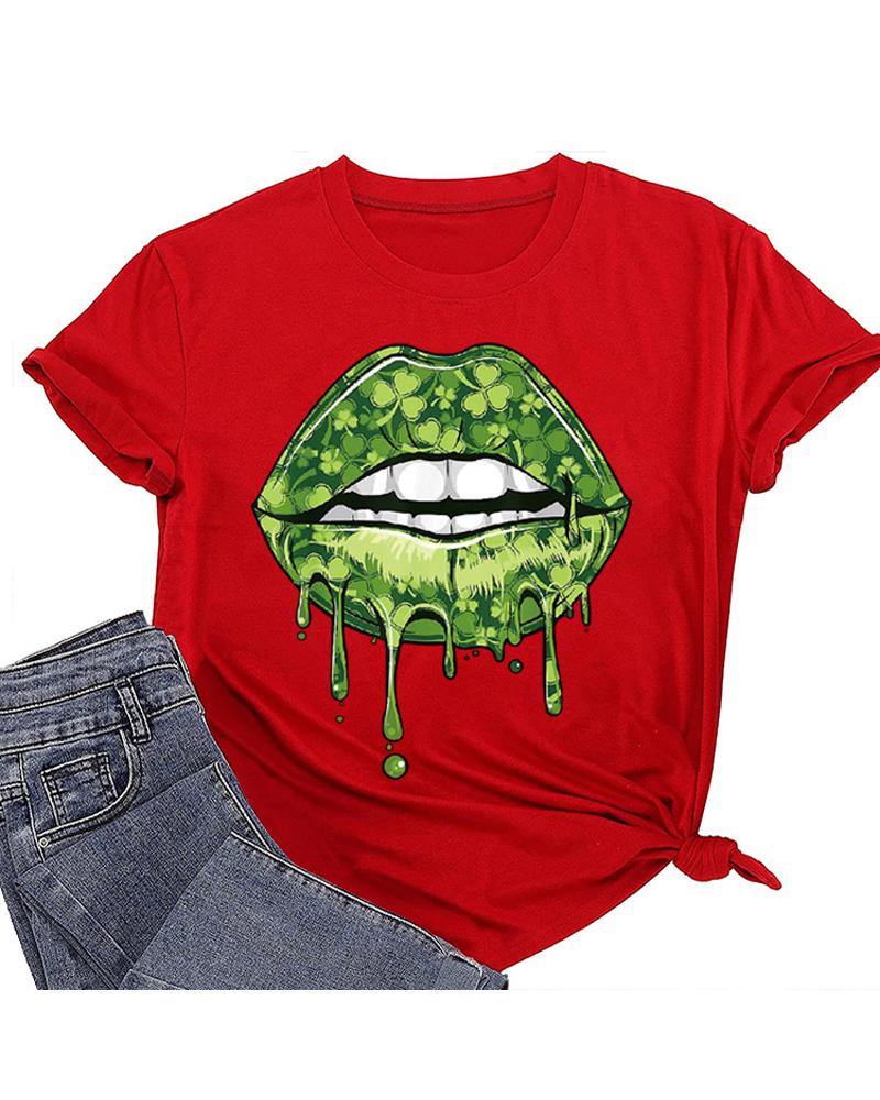

St. Patrick' Day Lip Clover Print Casual T-shirt, Red