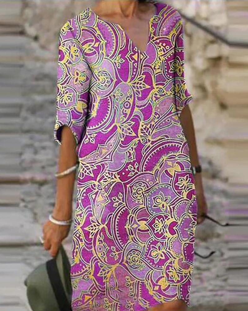 

Knee Length Half Sleeve Shift Dress Floral Print Casual Dress, Purple