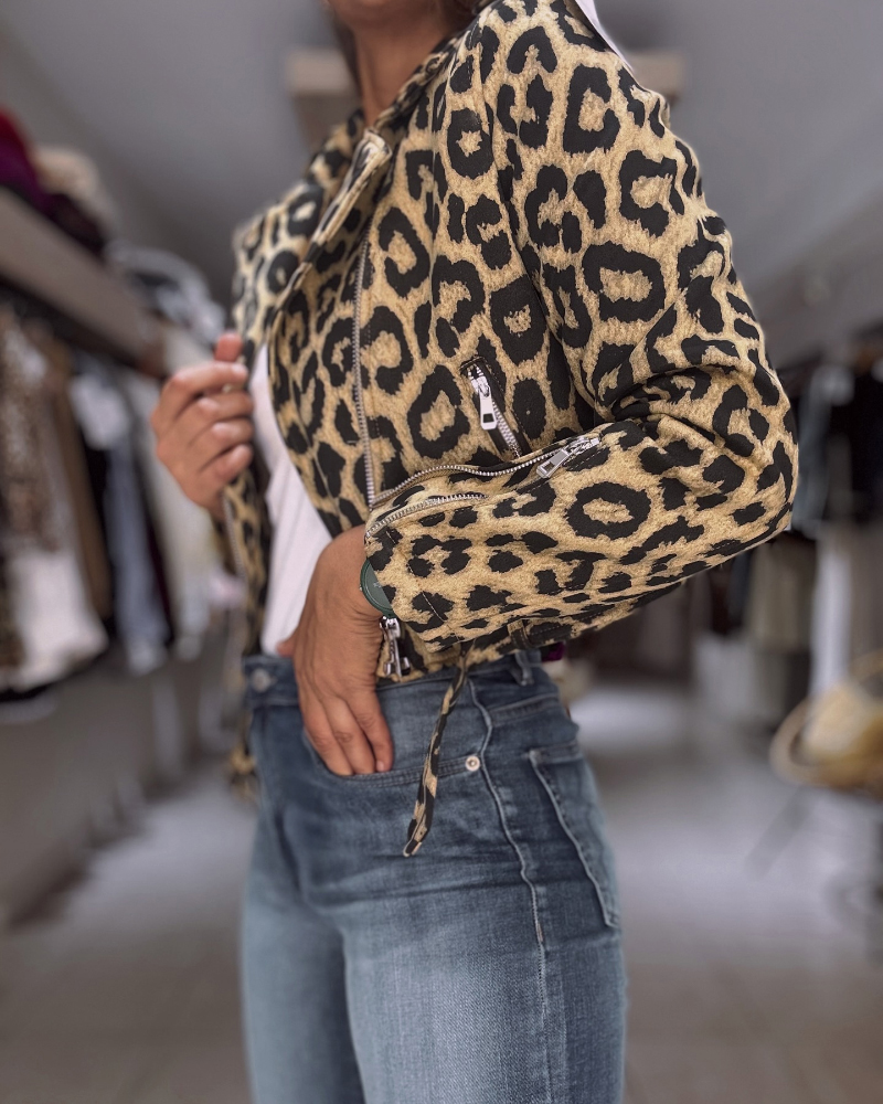 Leopard Print Notched Collar Long Sleeve Zipper Jacket