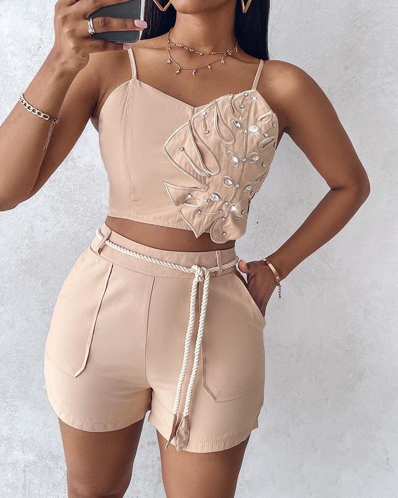 

Conjunto de top y pantalones cortos con decoración de diamantes de imitación y estampado de hojas, Khaki