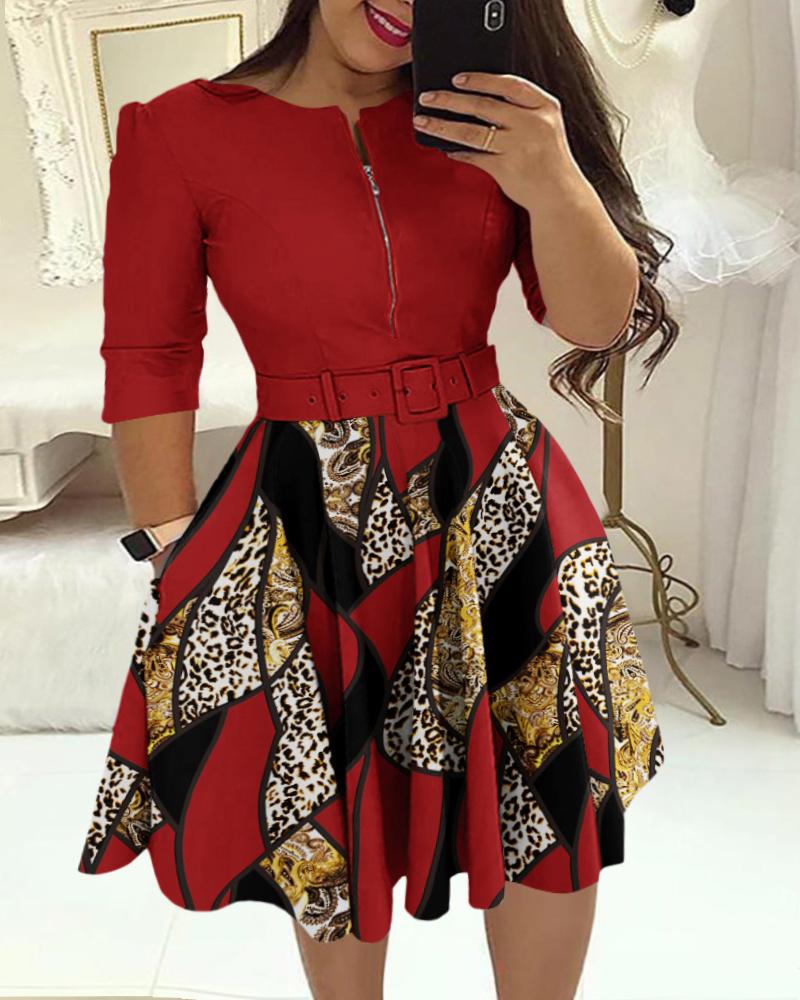 

Plus Size Baroque Leopard Print Colorblock Casual Dress With Belt, Red