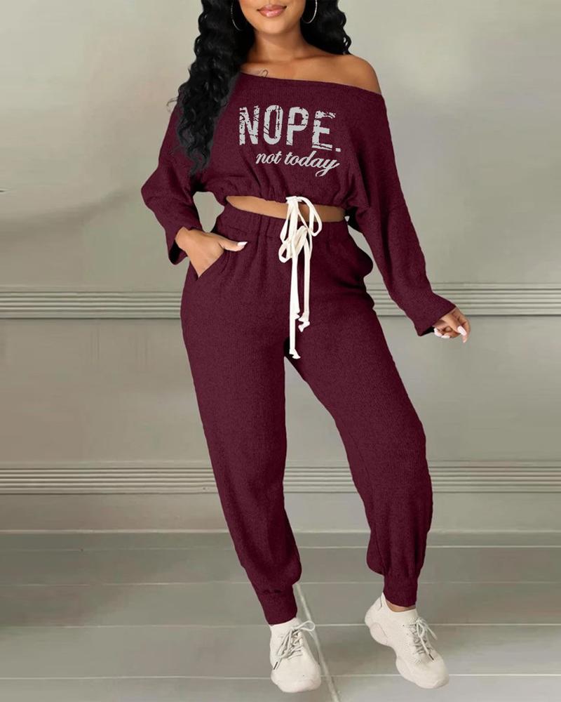 

Letter Print Drawstring Crop Top & Pants Set, Red