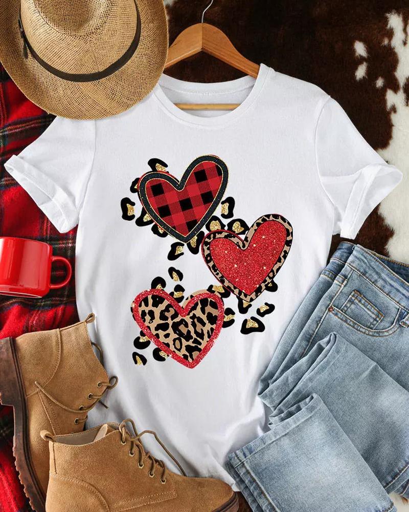 

Valentine's Day Leopard Heart Print Casual T-shirt, White