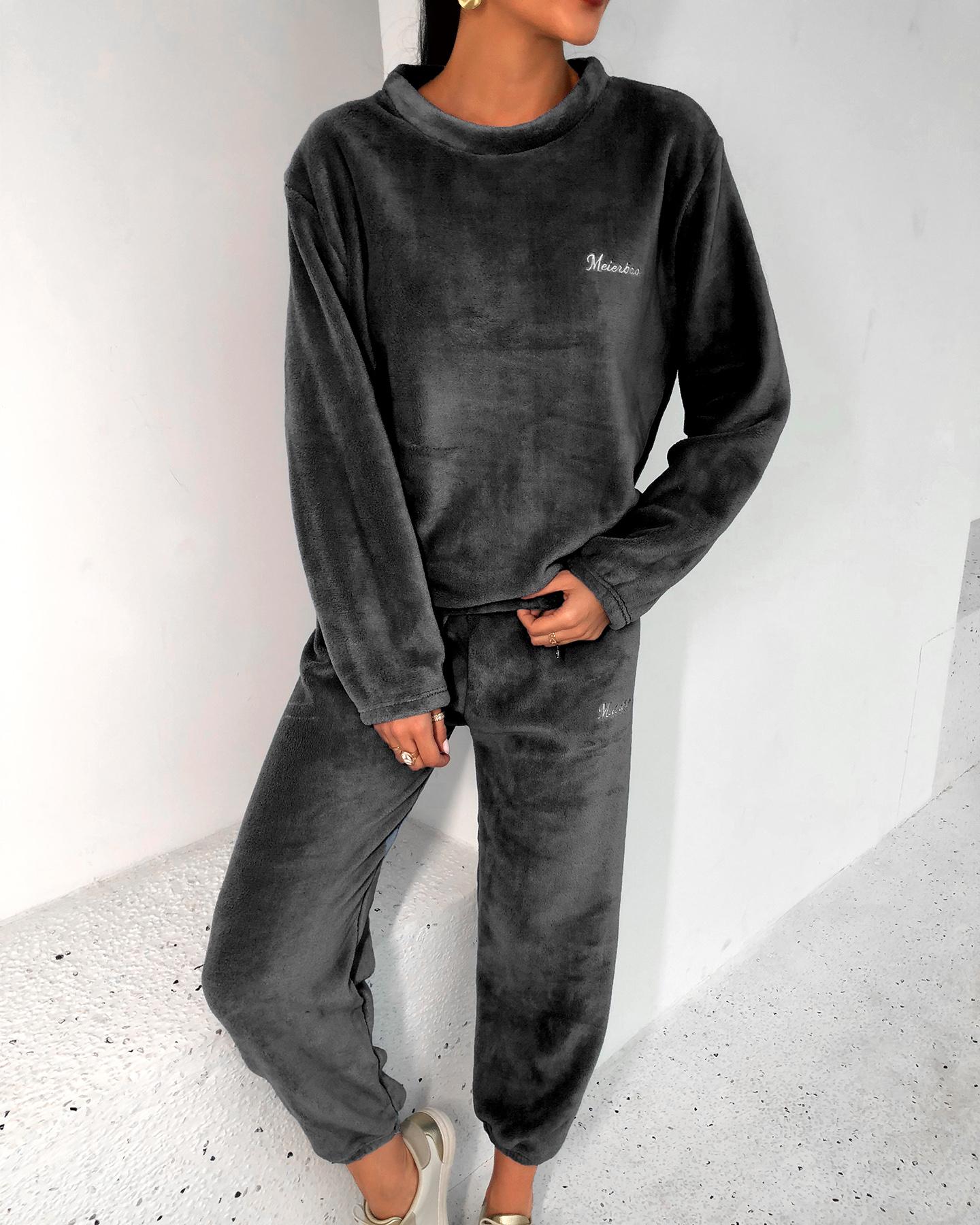 

Fluffy Letter Pattern Long Sleeve Top & Pants Set, Dark grey