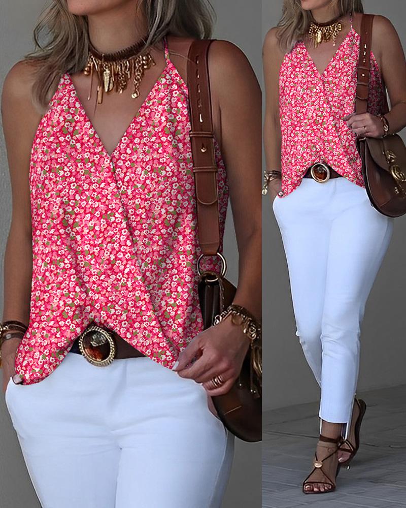 

Pink Ditsy Floral Print Halter Wrap Tank Top