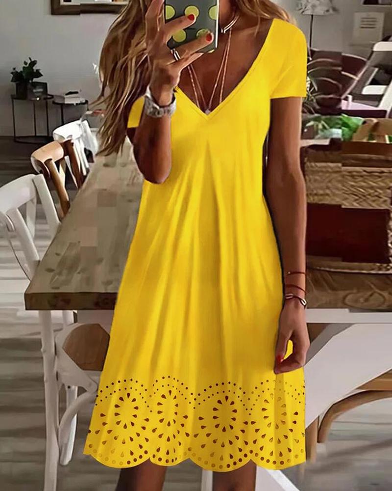 

Hollow Out Scallop Trim Casual Dress, Yellow