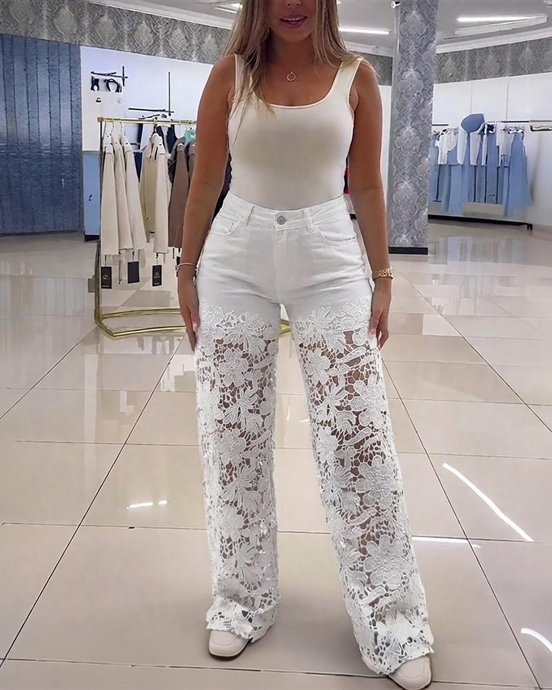 

Jean délavé taille haute avec braguette zippée et dentelle guipure, White