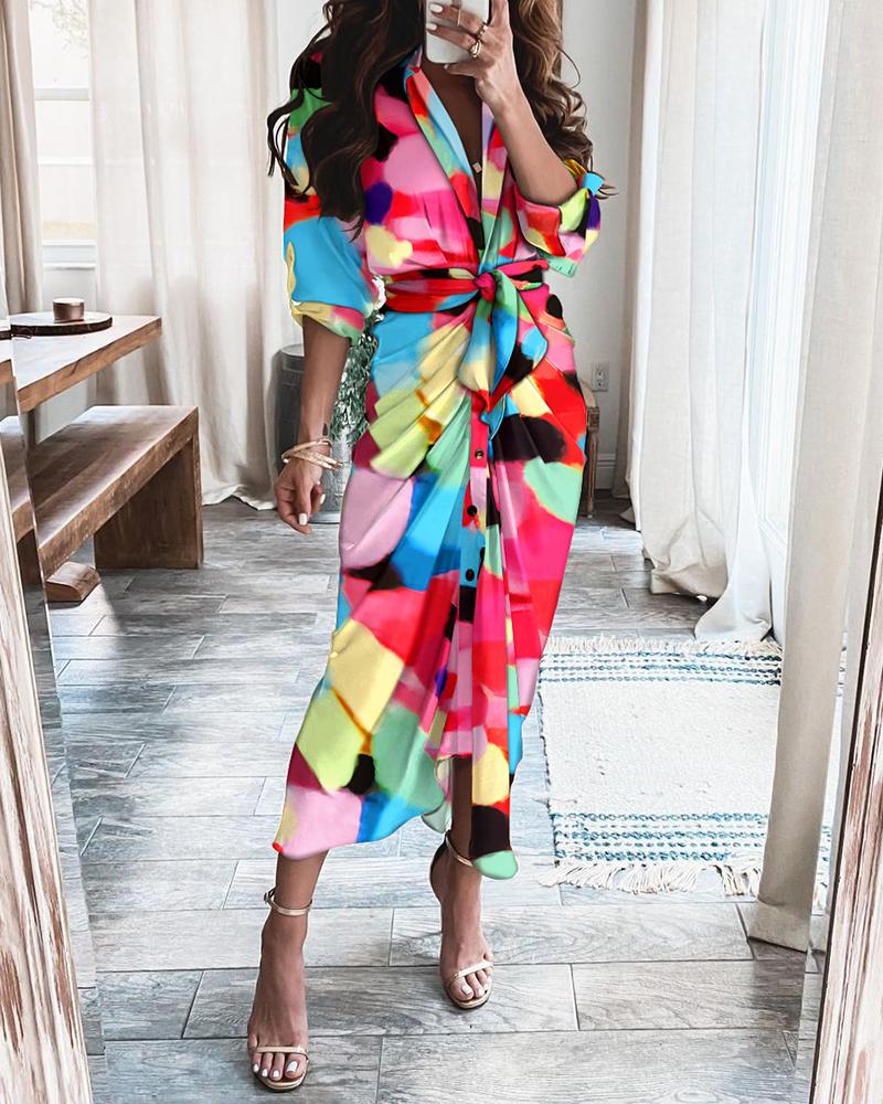

Abstract Graphic Print Buttoned Belted Shirt Dress, Multicolor