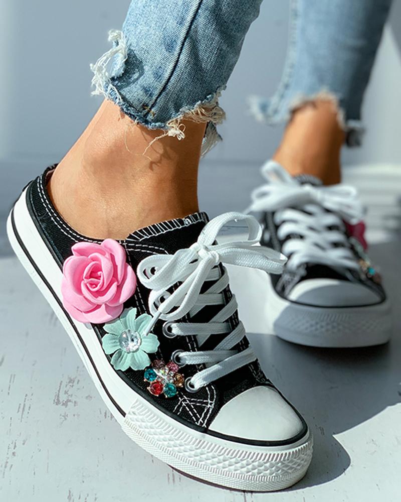 

Floral Pattern Rhinestone Eyelet Lace-up Skate Shoes, Black
