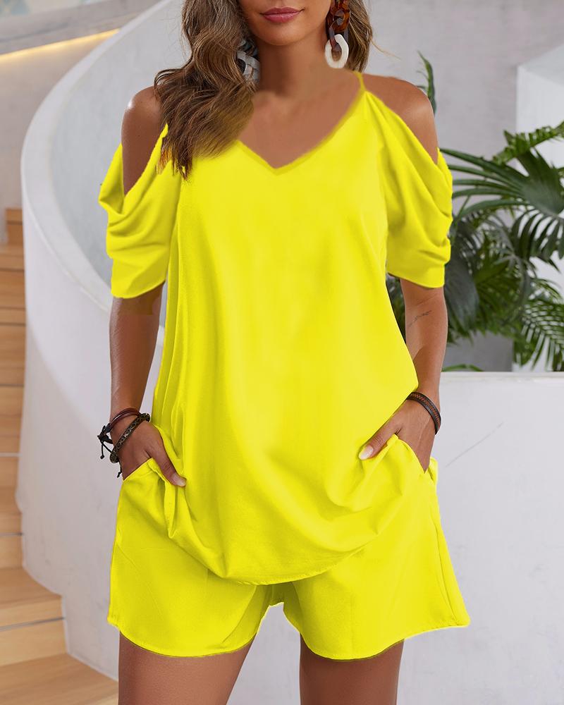

Cold Shoulder Top & Pocket Design Shorts Set, Yellow