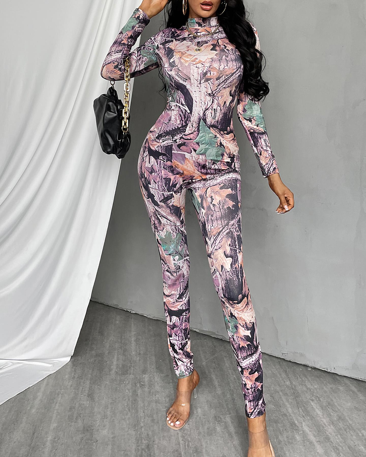 

Long Sleeve Graphic Print Skinny Jumpsuit, Purple