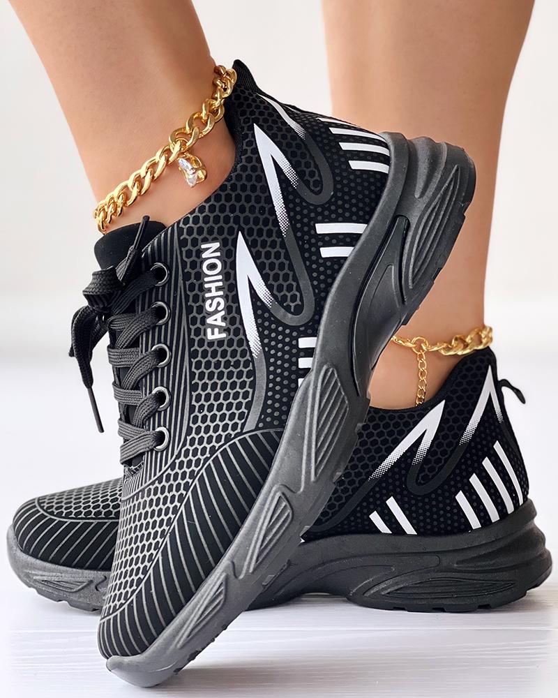 

Contrast Paneled Lace-up Breathable Sneakers, Black&white