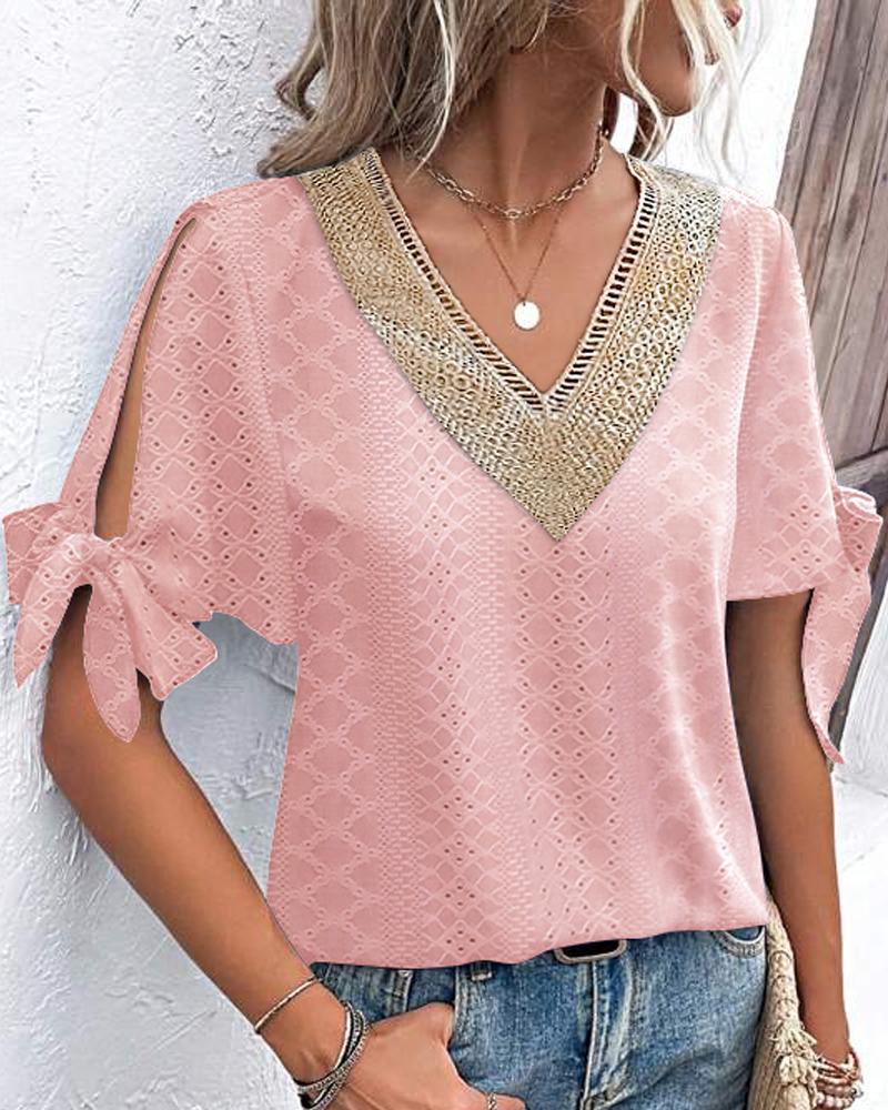 

Eyelet Embroidery Split Sleeve Top, Light pink