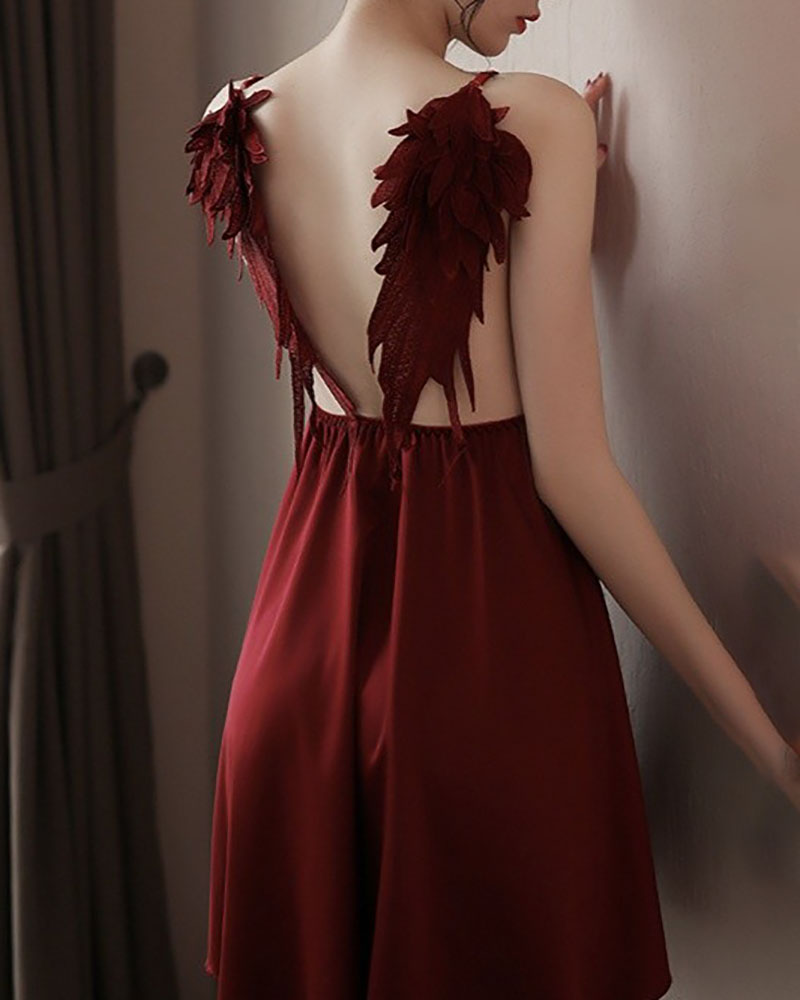 

Spaghetti Strap Wings Pattern Backless Babydoll, Wine red