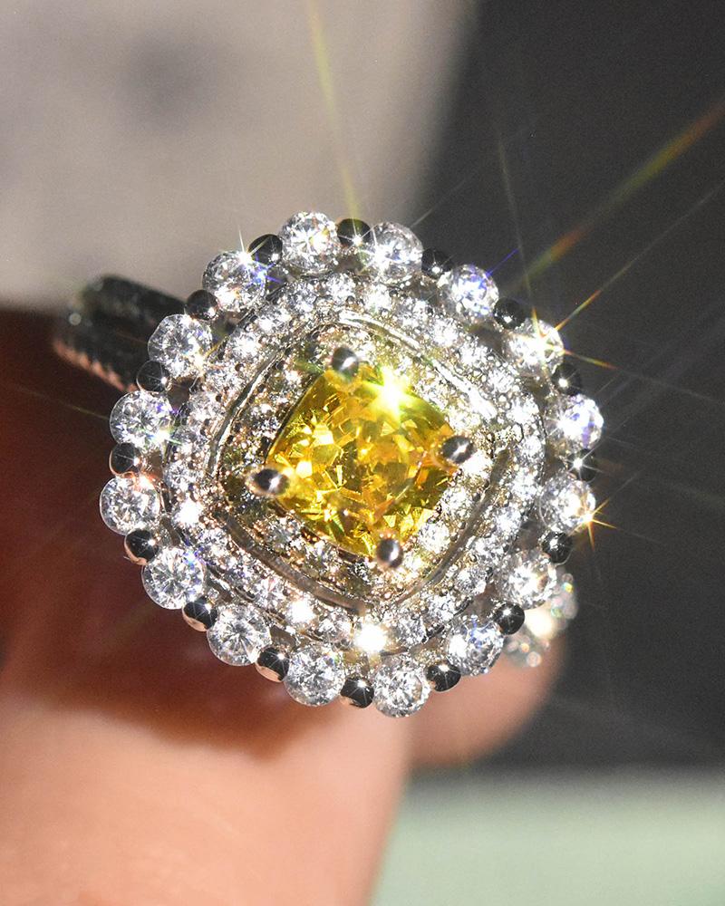 

Squared Shaped Rhinestone Pattern Ring, Yellow