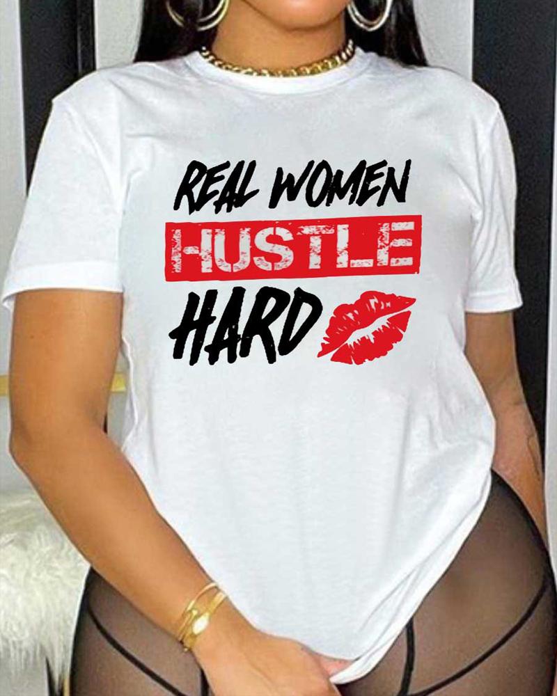 

Plus Size Letter Lip Print Casual T-shirt, White