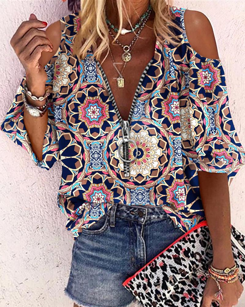 

Tribal Print Zip Front Cold Shoulder Top, Multicolor