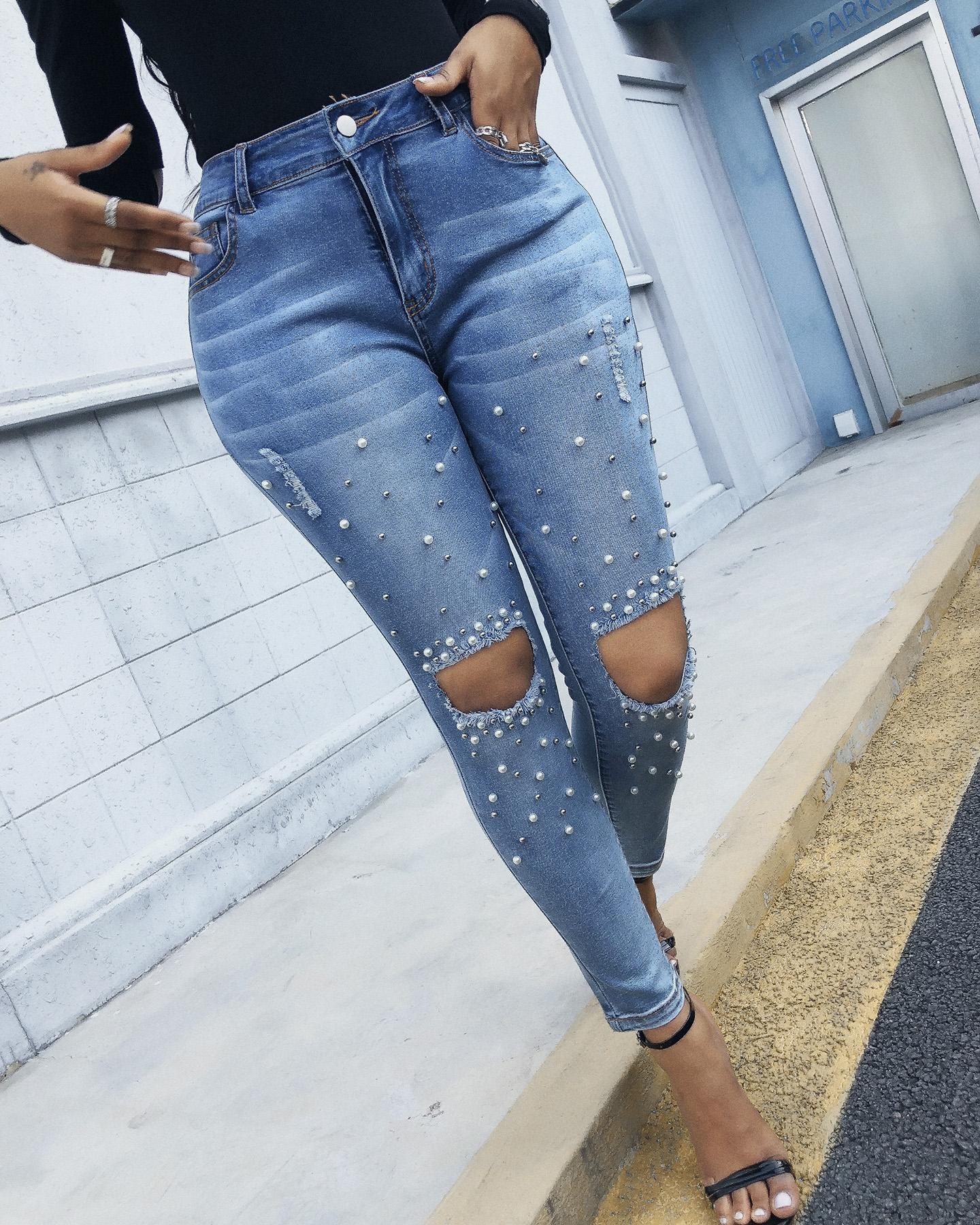 

Beaded Pocket Design Cutout Ripped Jeans, Blue
