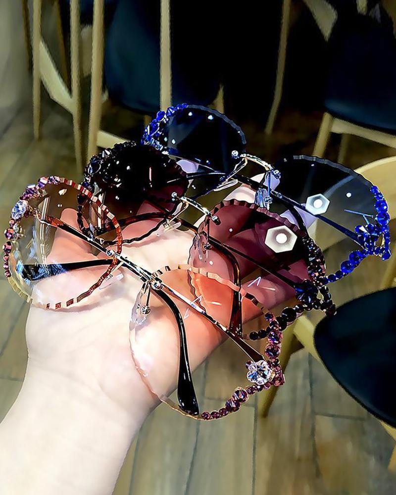 Kaufen 1Pair Square Shaped Rimless Frame Rhinestone Tinted Lens Sunglasses. Bild