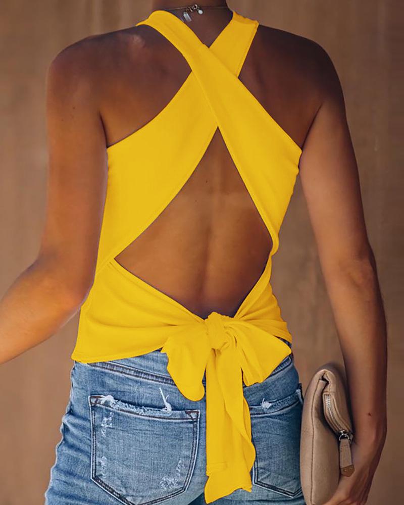 

Halter Backless Knotted Design Top, Yellow