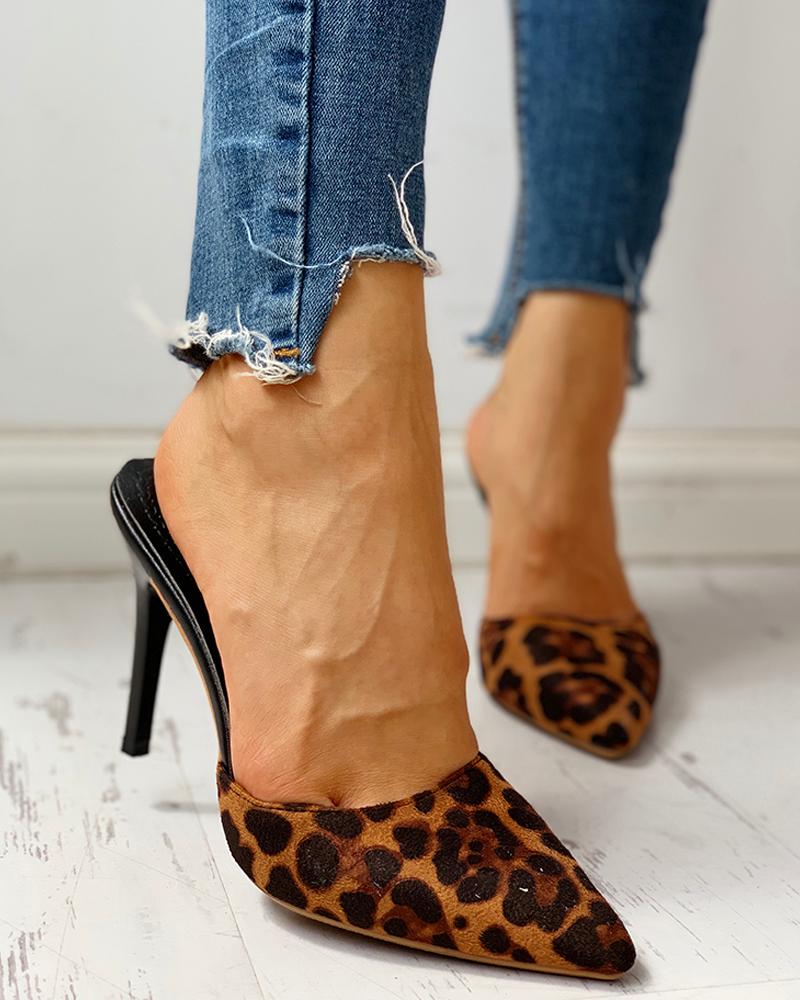 

Cheetah / Plain Pointed Toe Suede Heels, Brown