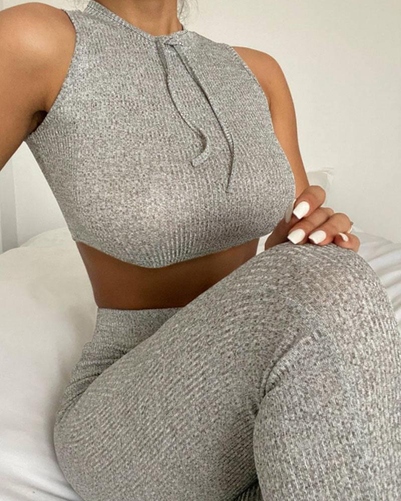 

Ribbed Crop Top & Pants Lounge Set, Gray