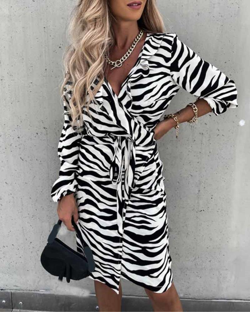 

Lantern Sleeve Zebra Stripe Print Ruffles Dress With Belt, Leopard