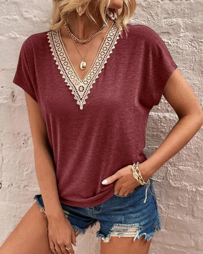 

Guipure Lace V-Neck Casual T-shirt, Red