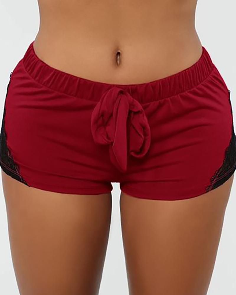 

Corchet Lace Colorblcok Drawstring Sporty Shorts, Wine red