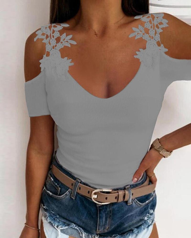 

Contrast Lace Cold Shoulder Top, Gray