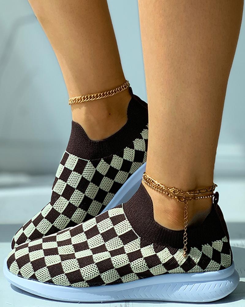 

Checkerboard Pattern Casual Knit Sneaker, Brown