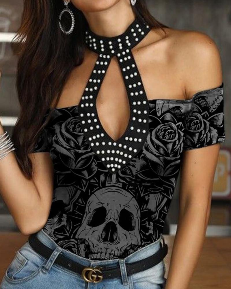

Beaded Patch Short Sleeve Cut-out Slim T-shirts, Black