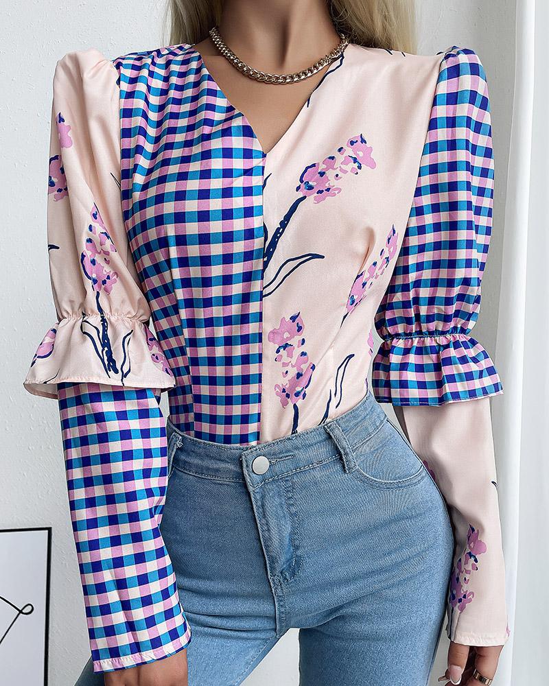 

Plaid Floral Contrast V-Neck Flounce Sleeve Top, Purple
