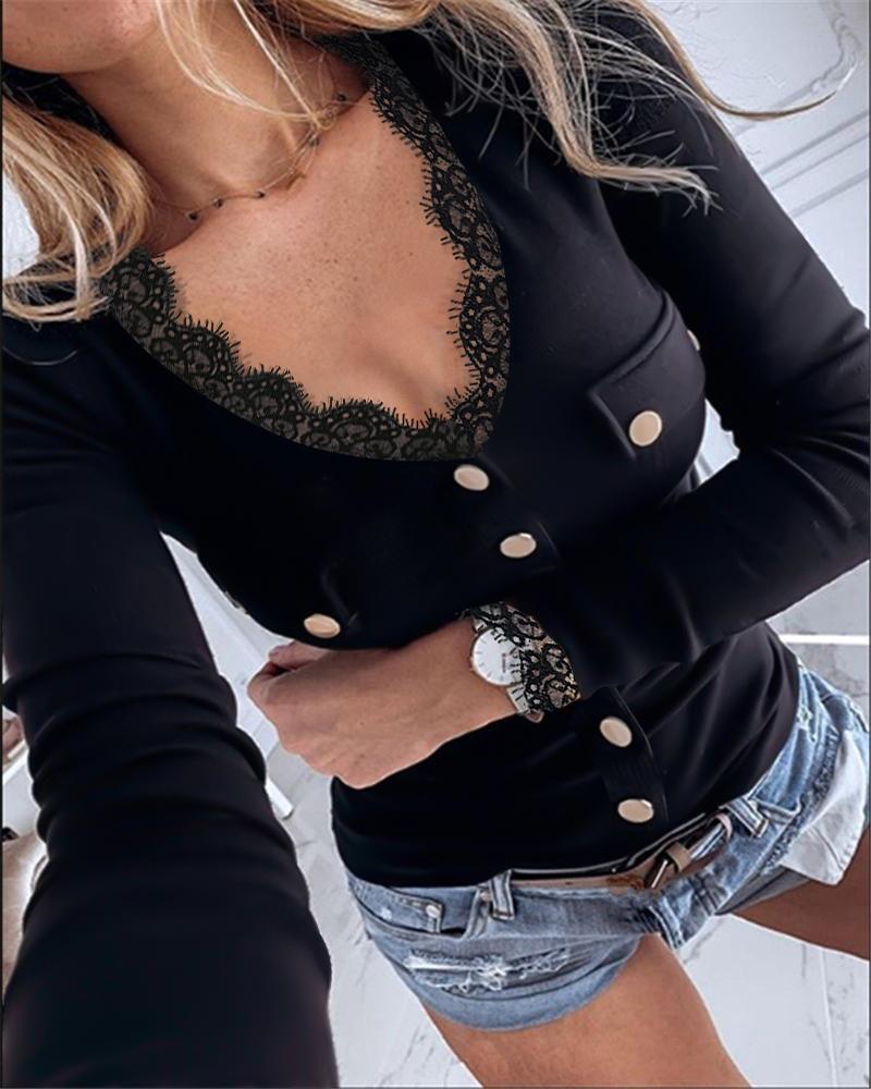 

Eyelash Lace Trim Buttoned Top, Black