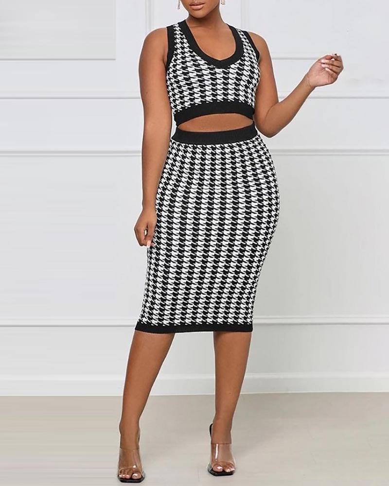 

Houndstooth Print Sleeveless Top & Skirt Set, Black
