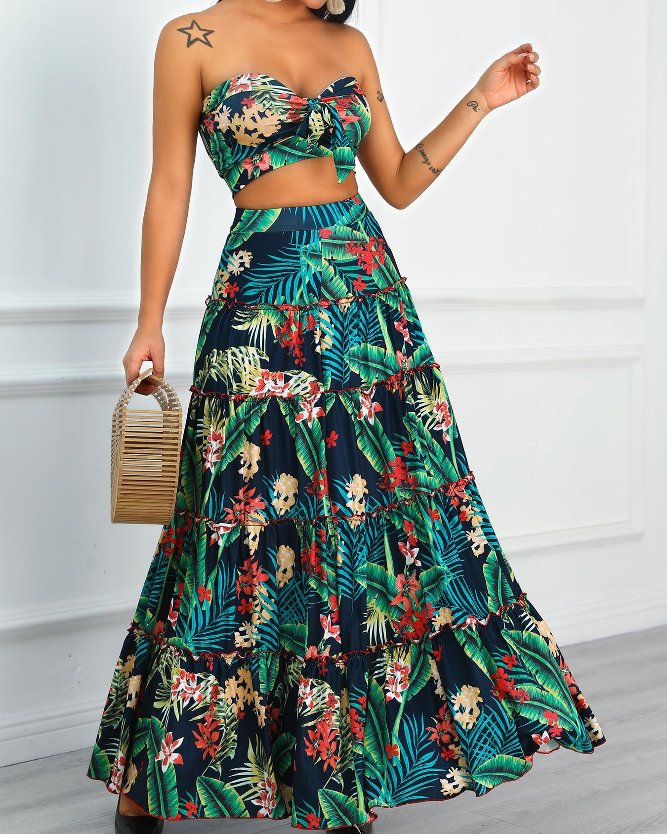 

Tropical Print Crop Top & Maxi Skirt Set, Green