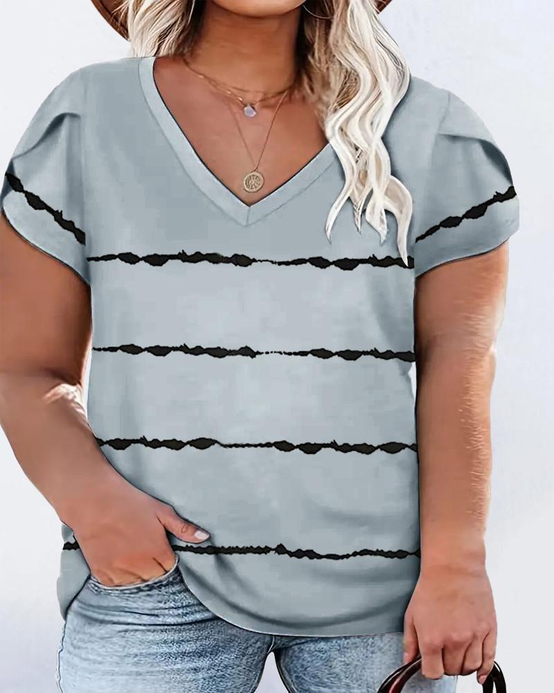 

Plus Size Tie Dye Print Petal Sleeve V-Neck T-Shirt, Gray