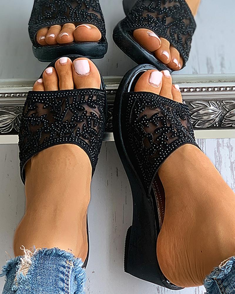 

Floral Pattern Peep Toe Wedge Sandals, Black