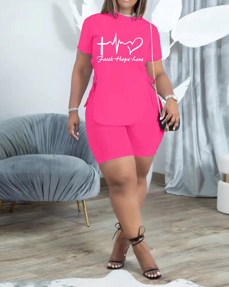 

Letter Heart Print Eyelet Lace-up Split Hem Top & Shorts Set, Hot pink