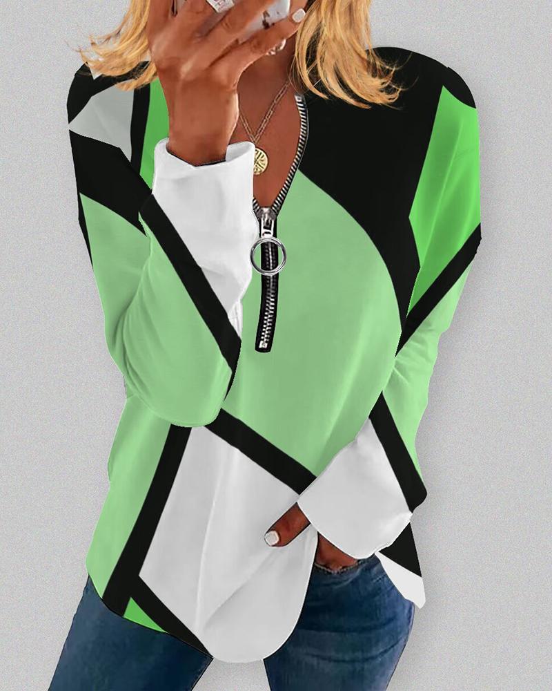 

Geometric Print Zipper Design Top, Light green
