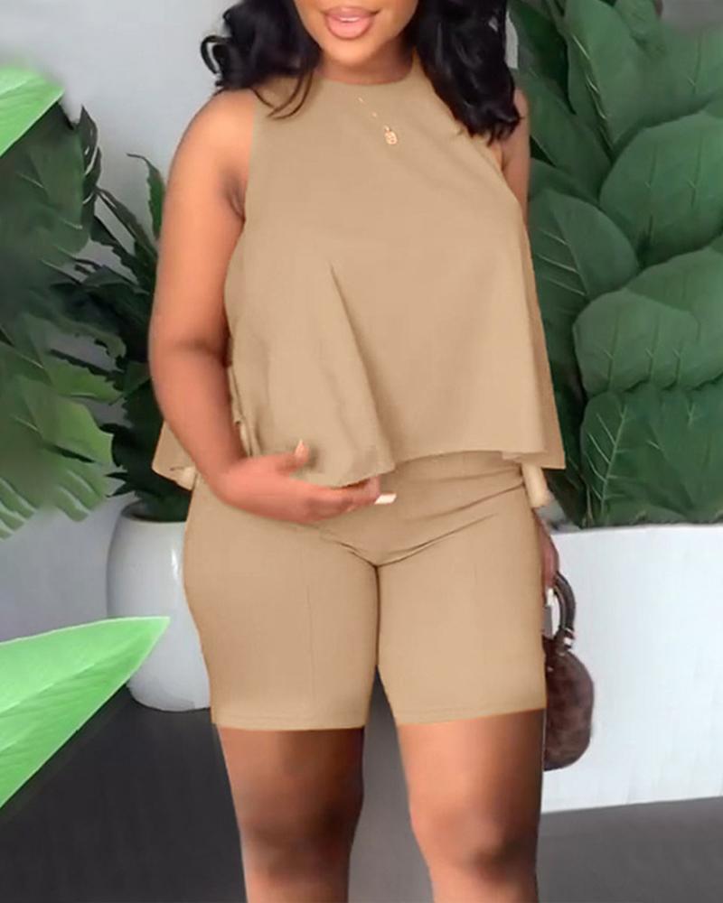 

Plus Size Flowy Tank Top & Shorts Set, Khaki