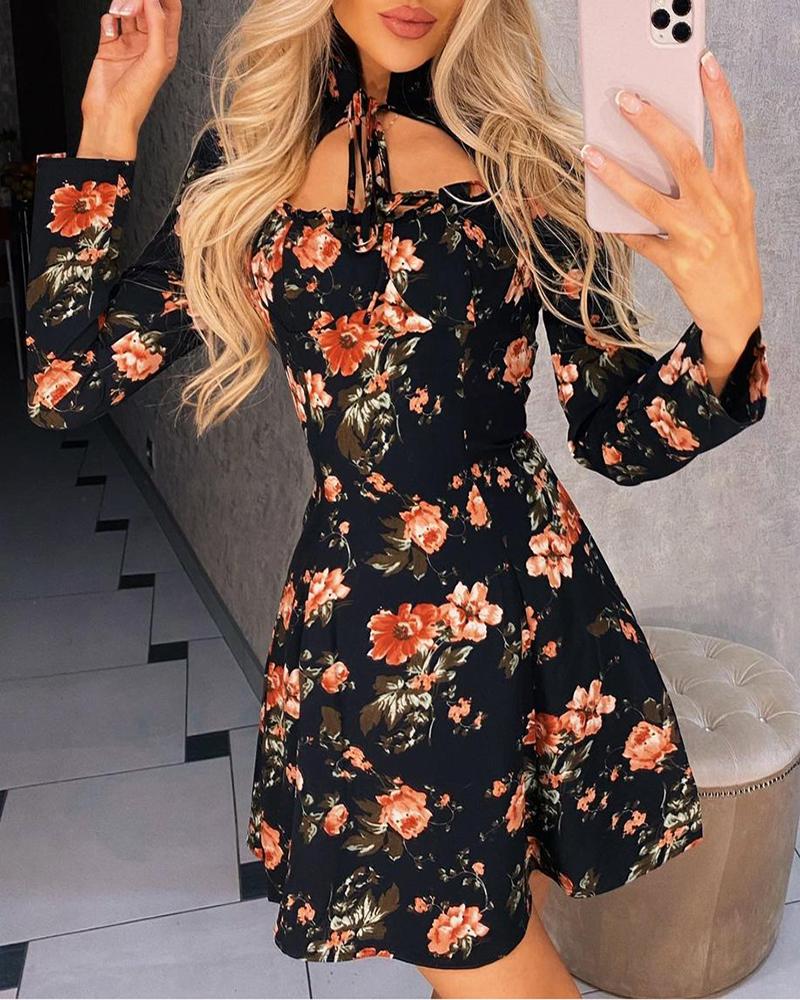 

Cutout Tie Front High Neck Floral Print Dress, Black