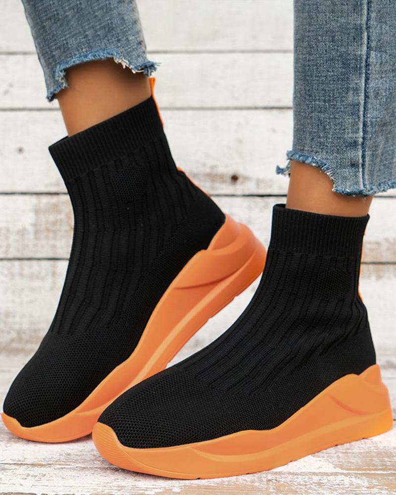 

Round Toe Contrast Paneled Knit Boots, Black&orange