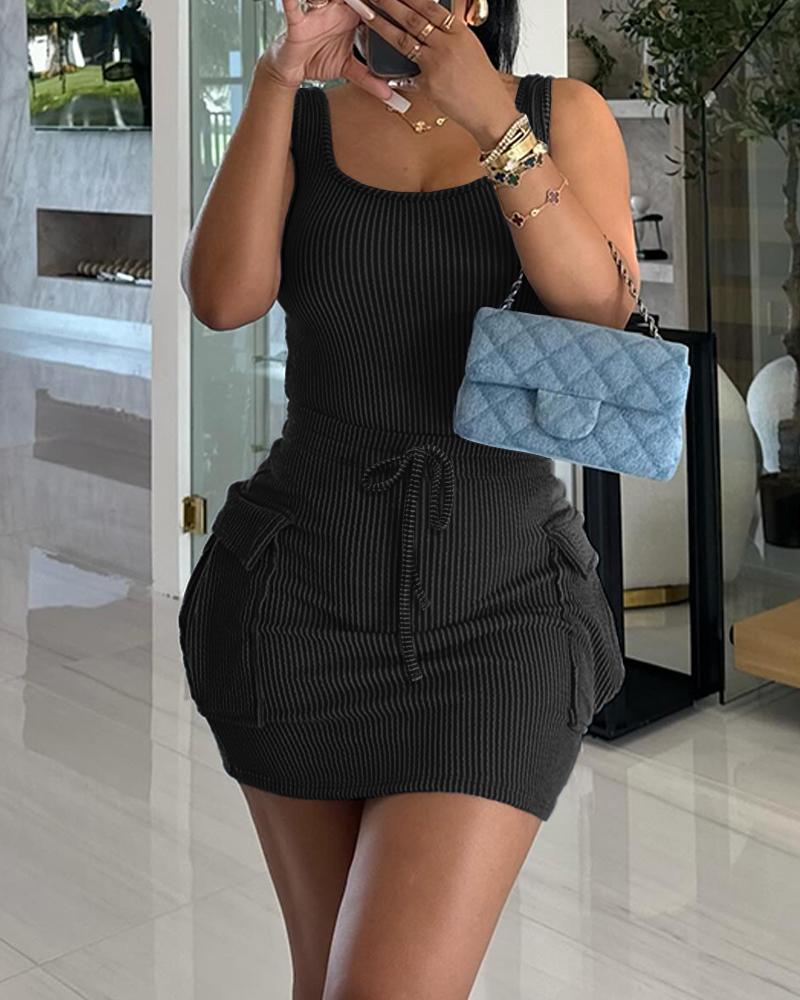 

Stretchy Sleeveless Bodysuit & Drawstring Pocket Design Skirt Set, Black