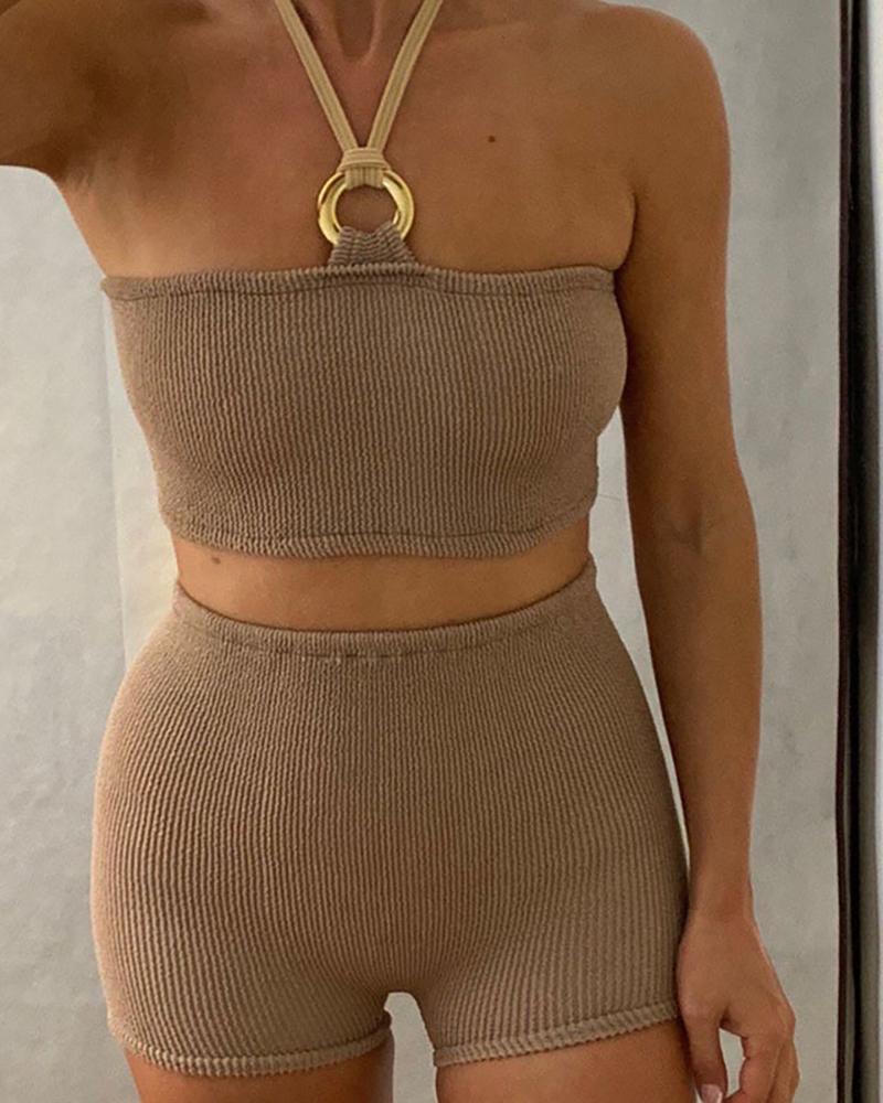 

Halter O-Ring Design Crop Top & Shorts Set, Khaki