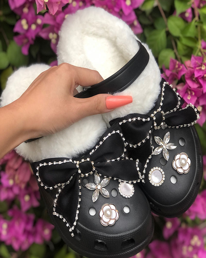 

Floral Bowknot Pattern Rhinestone Lined Fluffy Clogs, Black