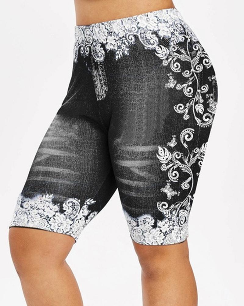 

Plus Size Floral Denim Look Print High Waist Shorts, Black