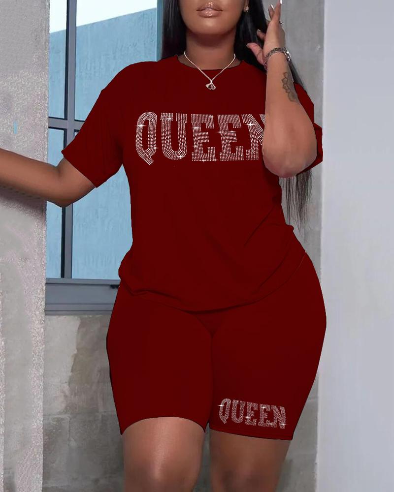 

Plus Size Rhinestone Letter Pattern Top & Shorts Set, Wine red